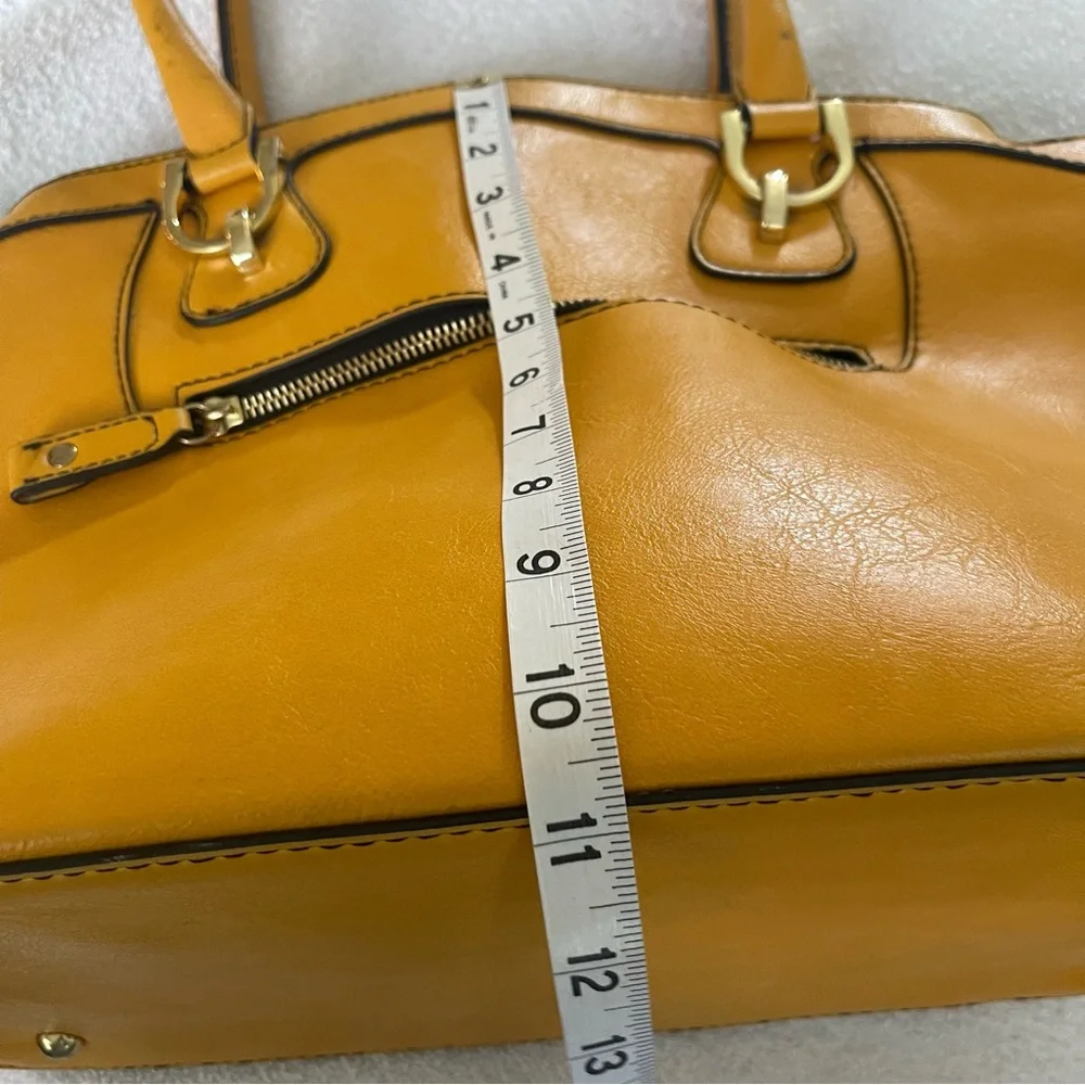 LONDON FOG Golden Yellow Faux Leather Satchel Bag Purse. Nice